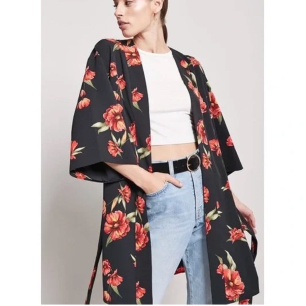 (Like New) Red/Black Floral Print Self-Tie Kimono
